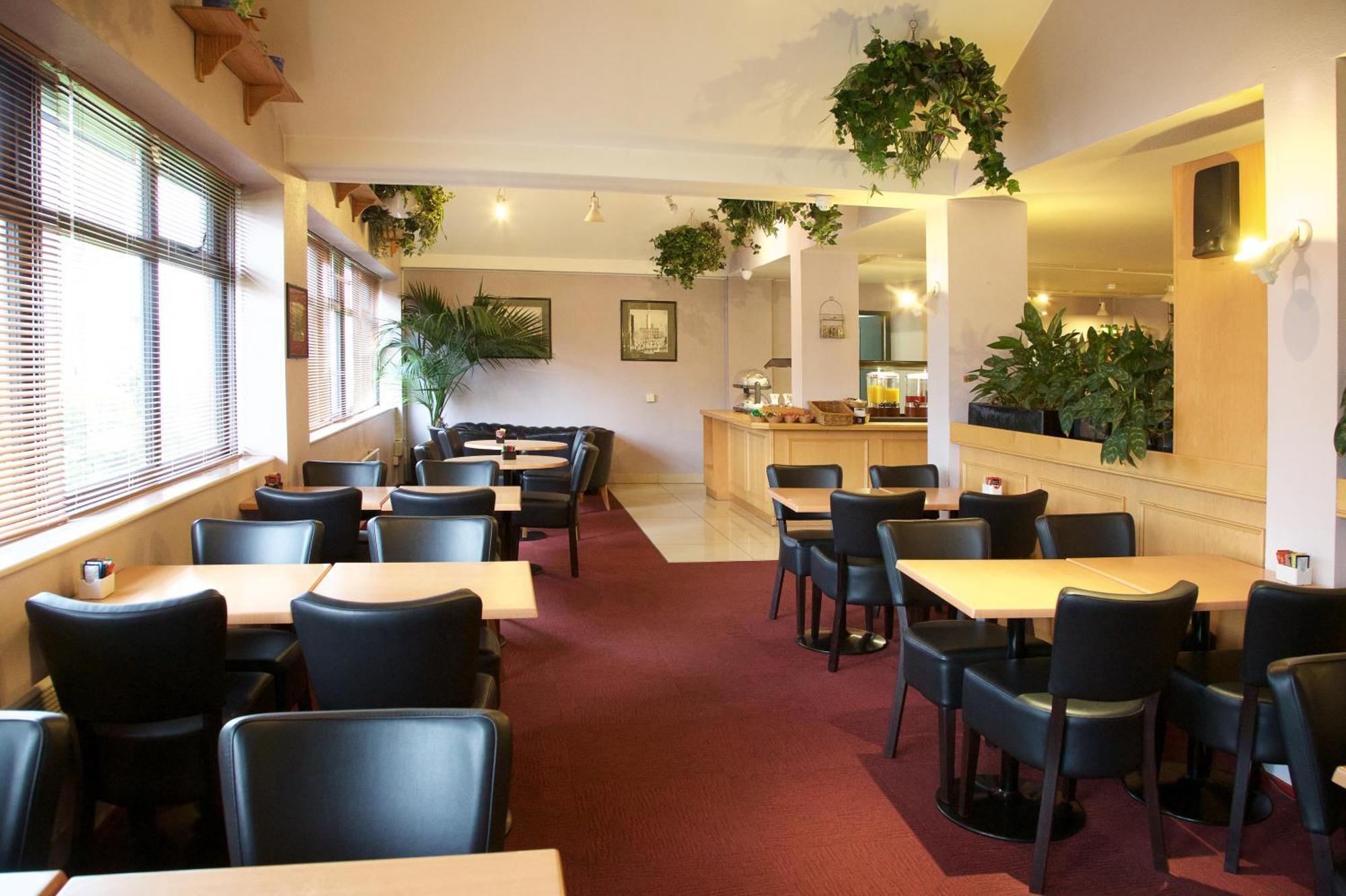 Stay Inn Manchester Солфорд Экстерьер фото