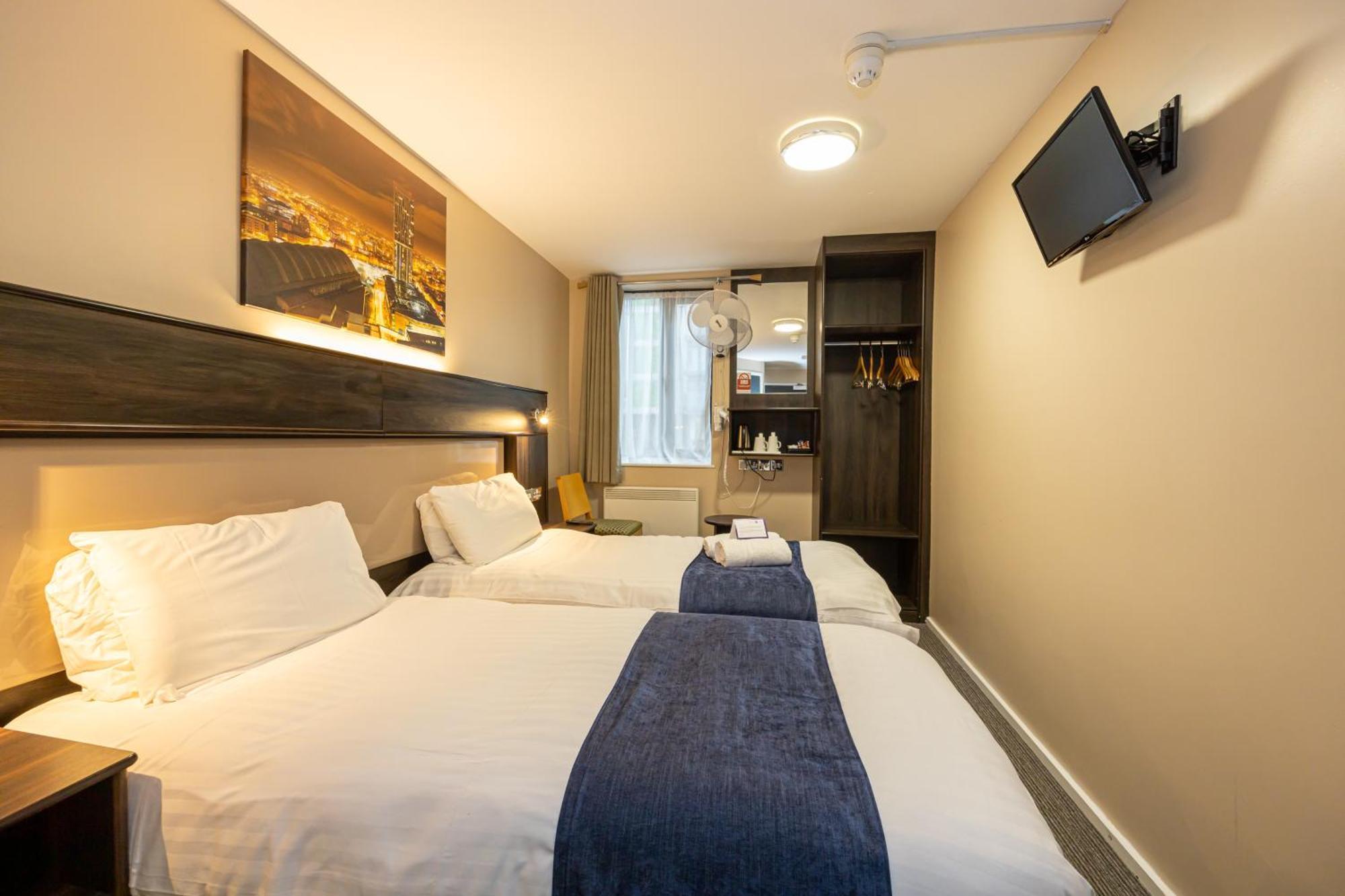 Stay Inn Manchester Солфорд Экстерьер фото
