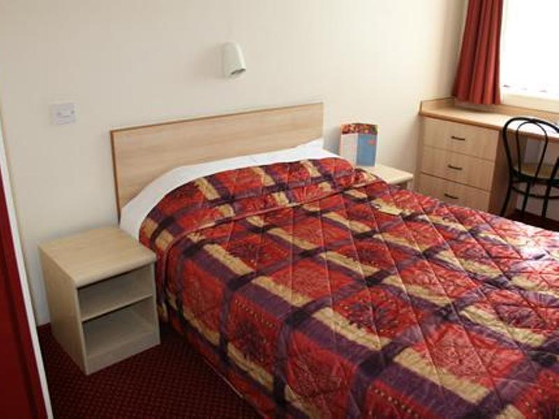Stay Inn Manchester Солфорд Экстерьер фото