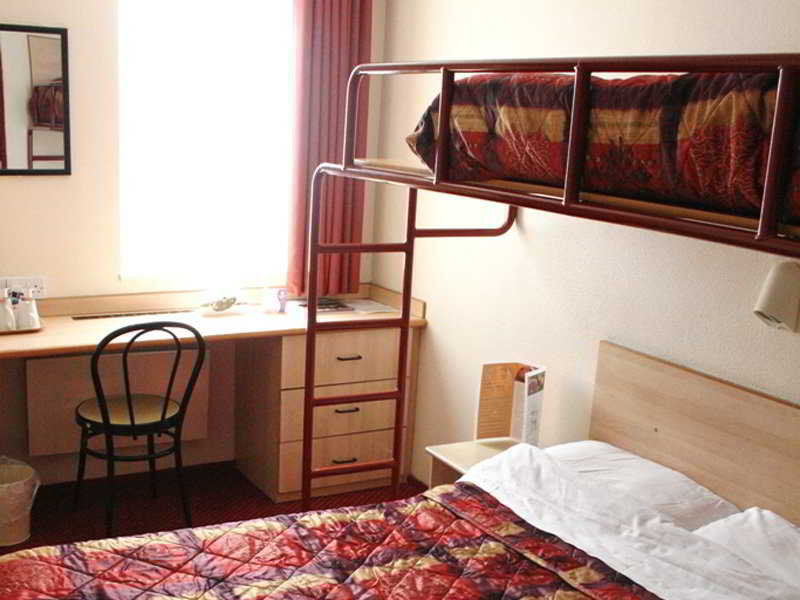 Stay Inn Manchester Солфорд Экстерьер фото