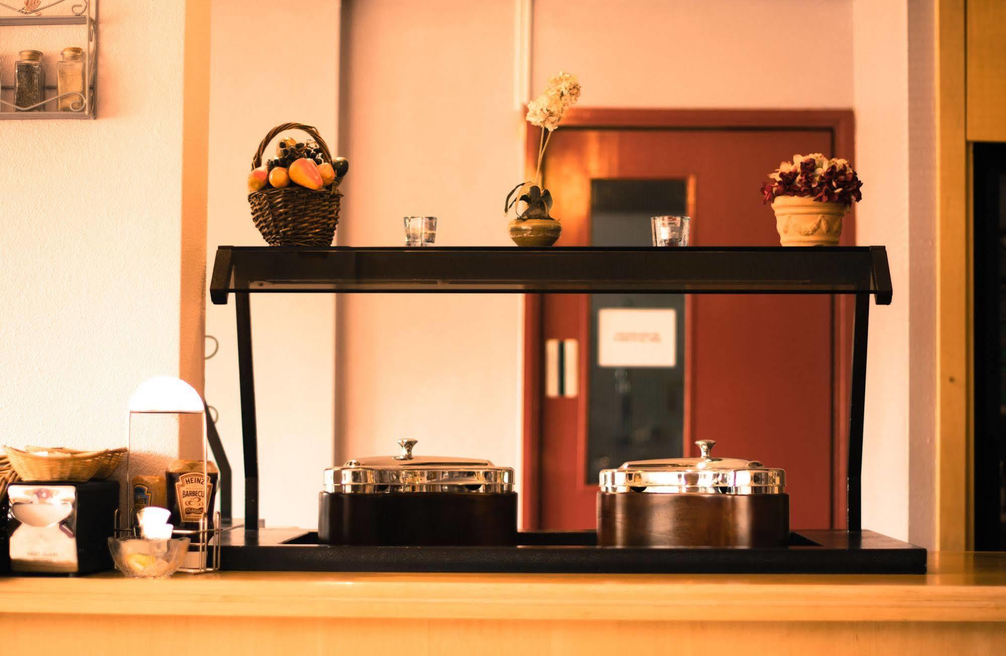 Stay Inn Manchester Солфорд Экстерьер фото